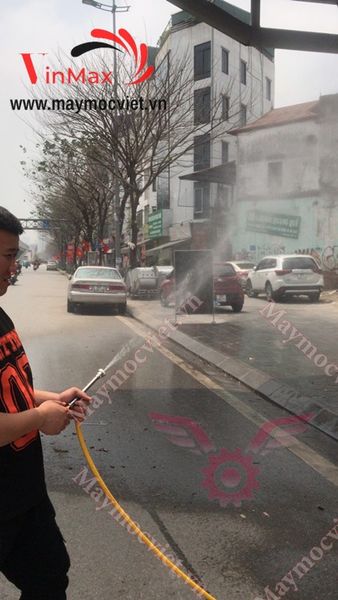 Máy phun thuốc xách tay Turbo TB140 tặng 20 mét dây phun