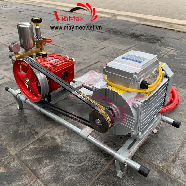 Máy Rửa Xe Áp Lực Cao Nakawa NK 3048 Lắp Mô Tơ 2.2KW