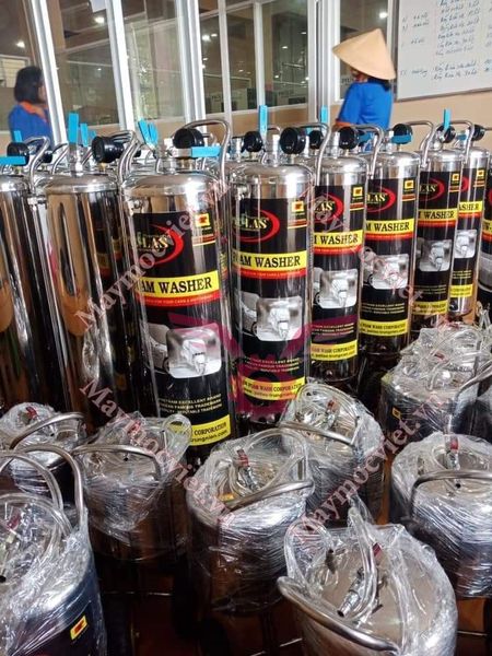 Máy rửa xe bọt tuyết Pallas 40L