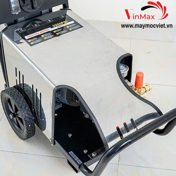 Máy rửa xe tự động ngắt Kumisai KMS 220/5.5