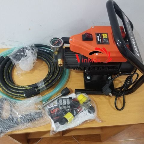 Máy Rửa Xe 2400W Lead LE989