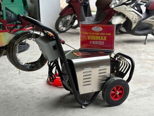 Máy rửa xe cao áp Lucky 2900PSI 5.5kw tự ngắt