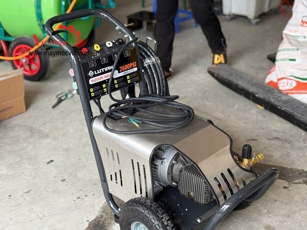 Máy phun rửa xe Lutian 1 pha 3.7kw 18M26-3.7T4