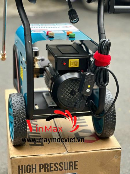 Máy Rửa Xe 2600W Nakawa NK-2600