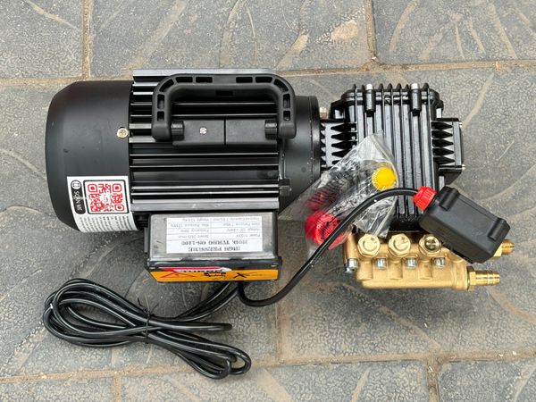 Máy xịt rửa tự động Turbo OS1100A tự động chỉnh áp