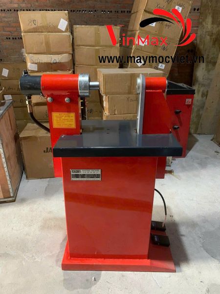 Máy tán má phanh KN380