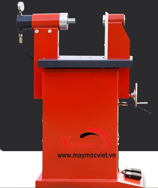 Máy tán má phanh KN380