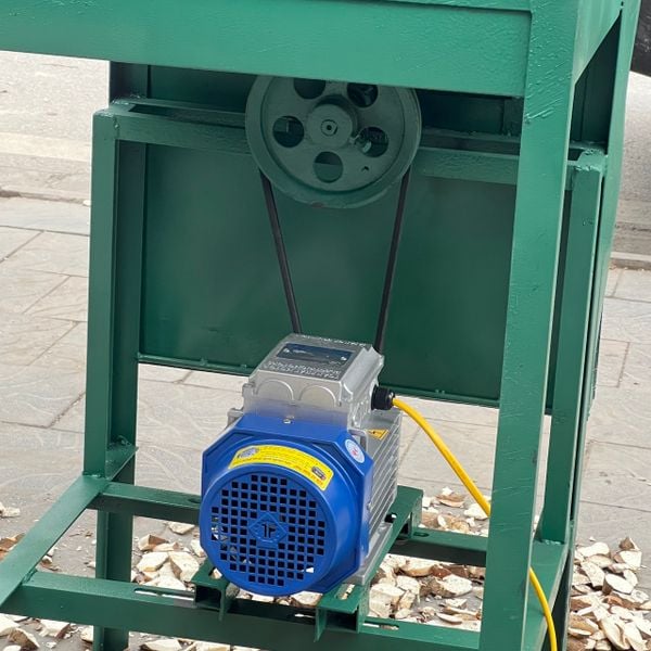 Máy thái lát củ sắn, khoai mì năng suất cao VMT2200