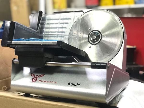 Máy thái thịt đông lạnh, thịt chín VinMax TT06