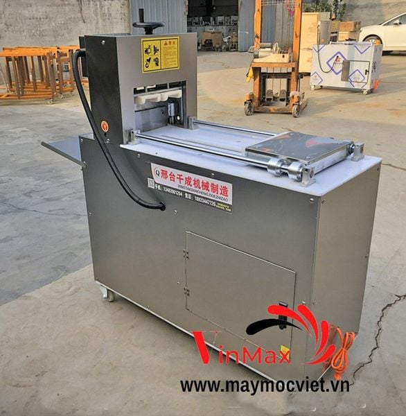 Máy thái thịt đông lạnh công nghiệp 2 cửa Vinmax VMT02