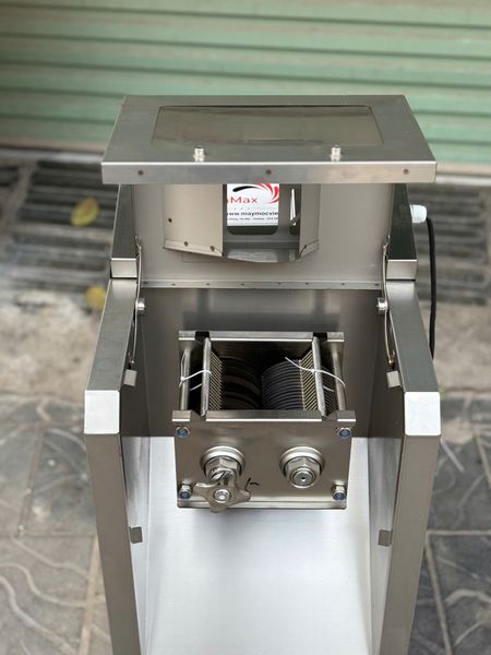 Máy thái thịt tươi sống, thịt bê DQ7