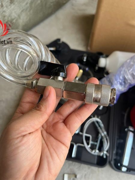 Máy hút dầu phanh thắng khí nén KB510