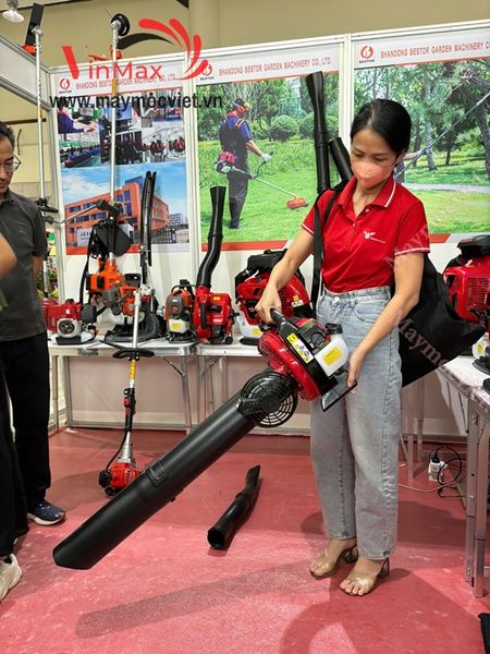 Máy hút, thổi và băm nhỏ lá cây Turbo THL926 0.9kW