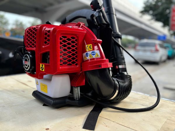 Máy thổi lá 2 thì Turbo TB945