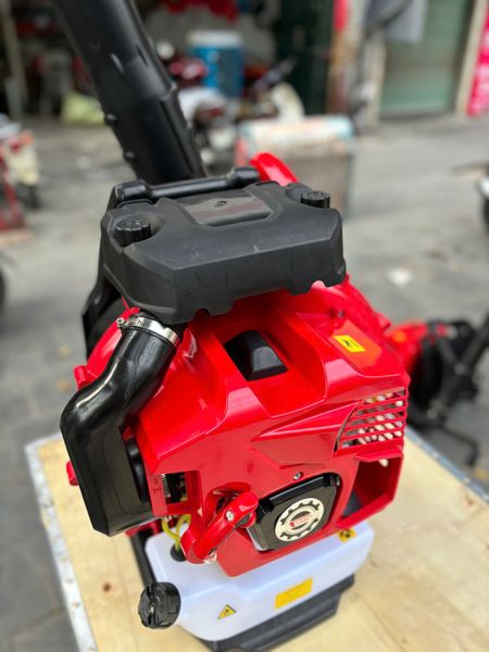 Máy thổi lá 2 thì Turbo TB985 công suất 4.2kw