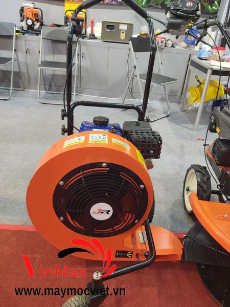 Máy thổi lá cây chạy xăng đẩy tay Turbo TBP04