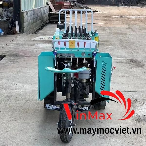 Máy thu hoạch ngô ngồi lái Vinmax VMTH16