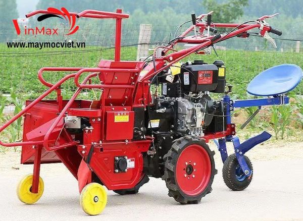 Máy thu hoạch bắp ngồi lái Turbo TBD8