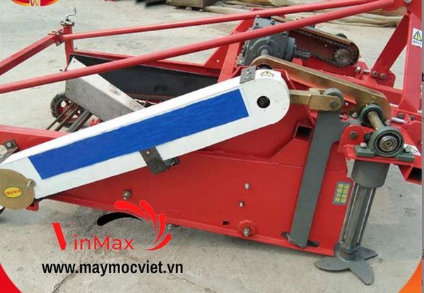 Máy thu hoạch tỏi, khoai lang, khoai tây gắn máy kéo Turbo TBTH24