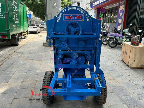 Máy tuốt lúa, vò lúa liên hoàn Nhật Tân NT1200 đầu nổ D10