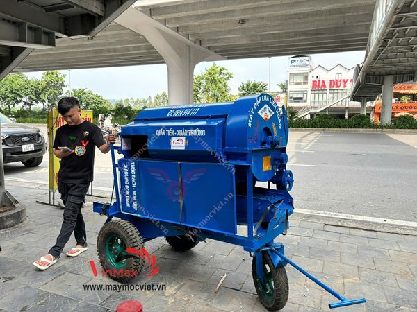 Máy tuốt lúa, vò lúa liên hoàn Nhật Tân NT1200 đầu nổ D10