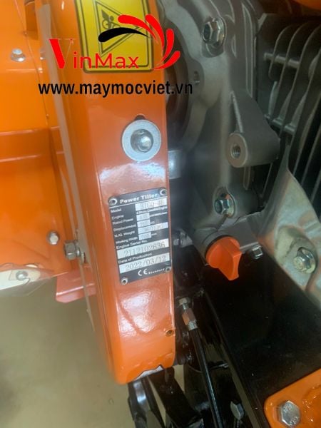 Máy vun luống tạo rãnh Hwasdan HD70