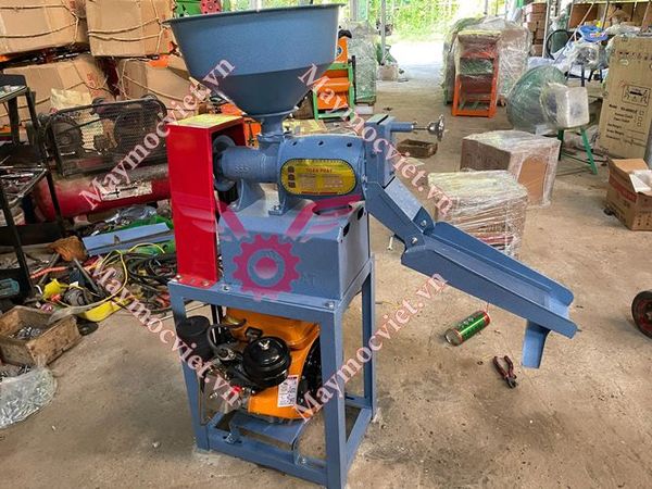 Máy xát gạo, vỡ hạt mini TF555 động cơ dầu