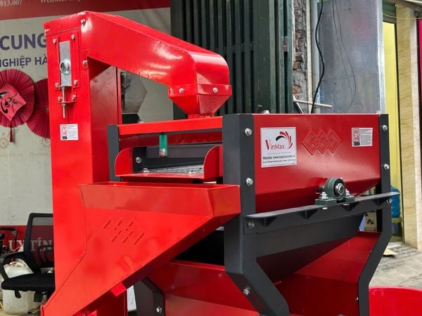 Máy xát gạo liên hoàn có gầu tải  Turbo TLH600