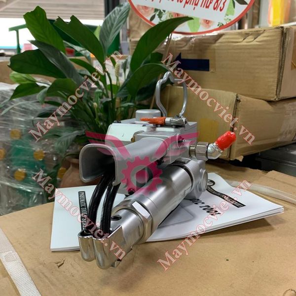 Máy đóng đai nhựa khí nén hàn nhiệt VinMax XQD-19