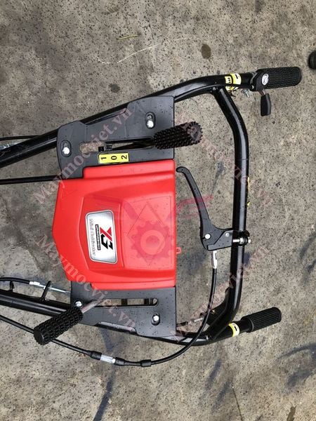 Máy Xới Đất Chạy Dầu 173F Yamarbishi BS100FC-CH Có Chuyển Hướng