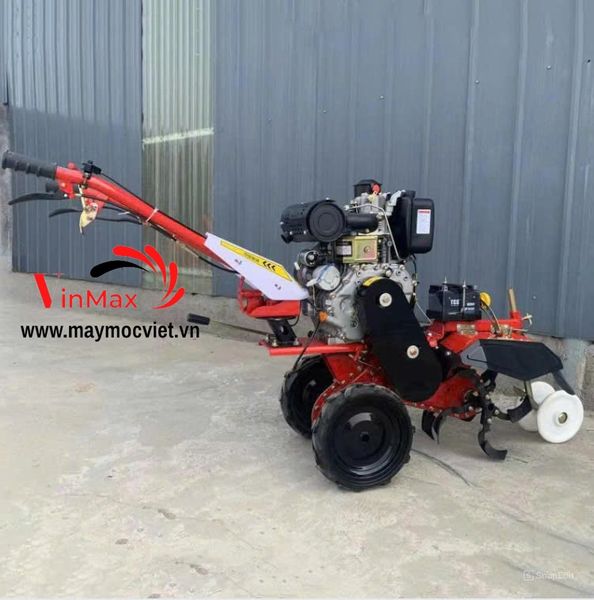 Máy đào rãnh, xới đất dắt tay chạy dầu Turbo TB178F