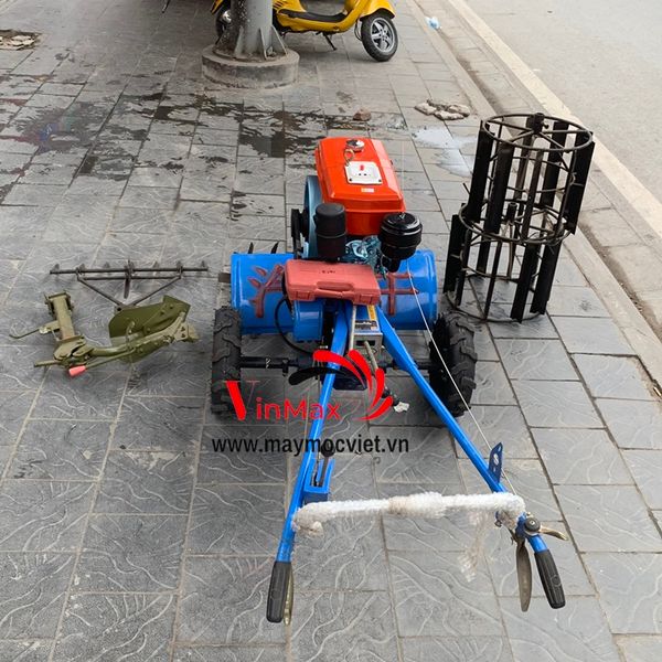 Máy xới đất GN41 chạy dầu dùng đầu nổ D8