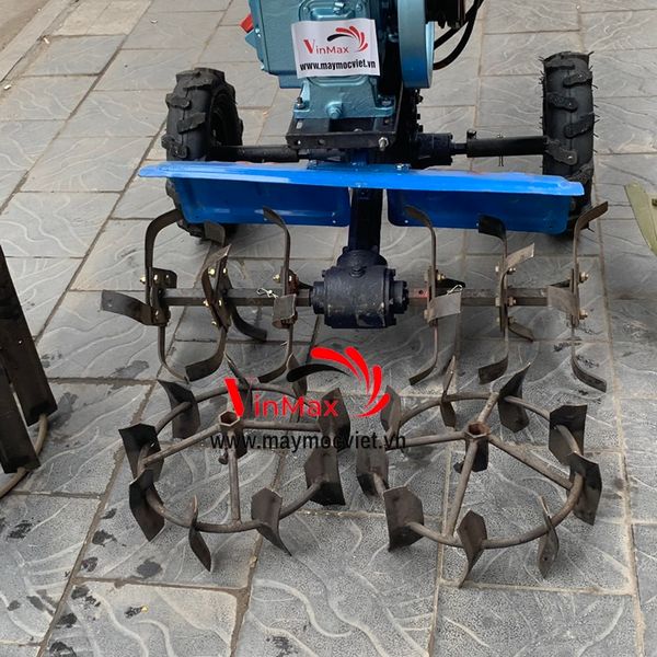 Máy xới đất GN41 chạy dầu dùng đầu nổ D8