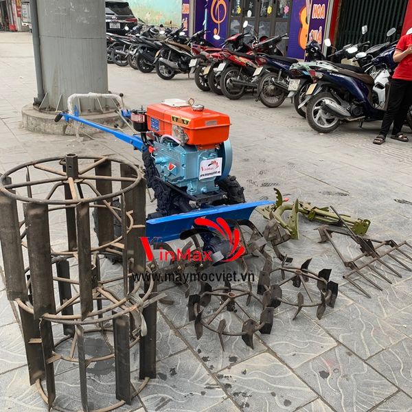 Máy xới đất GN41 chạy dầu dùng đầu nổ D8