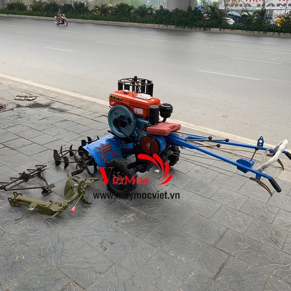 Máy xới đất GN41 chạy dầu dùng đầu nổ D8