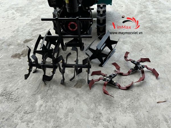 Máy xới đất dầu chuyển hướng cầu sau KAMA 188CF