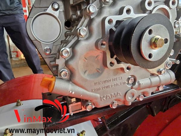 Máy xới đất dầu Kama 173 phay cầu trước