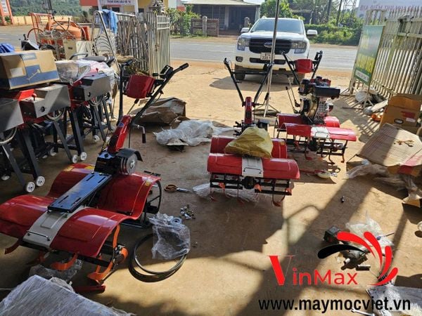Máy xới đất dầu Kama 173 phay cầu trước