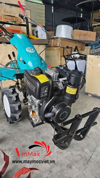 Máy xới đất chạy dầu Kama 8hp chuyển hướng