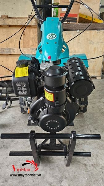 Máy xới đất chạy dầu Kama 8hp chuyển hướng