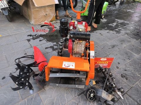 Máy làm đất 4 chức năng chạy dầu Kawasaki KW173