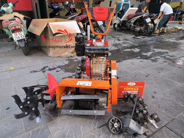 Máy làm đất 4 chức năng chạy dầu Kawasaki KW173