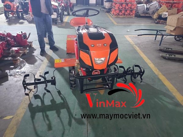 Máy cày 4 bánh ngồi lái Sakura SK188