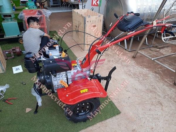 Máy Xới Đất Chạy Dầu VM173CH (Có Chuyển Hướng)