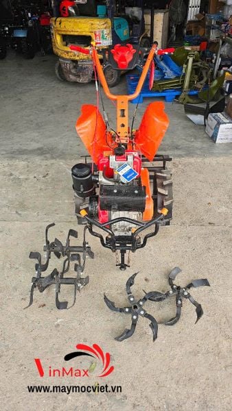 Máy phay đất, xới đất chạy dầu cầu sau Kawasaki KP173