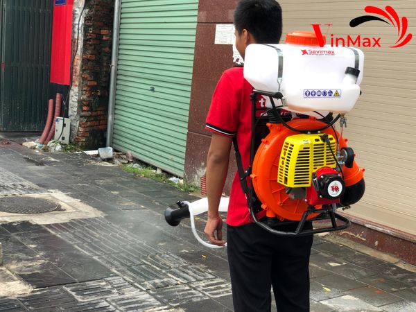 Máy phun  3 chức năng Mitsubishi WB18