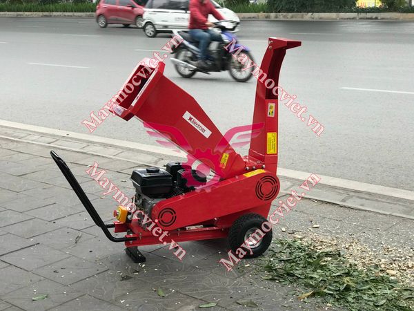 Máy băm cây 4 thì Sumo MT70