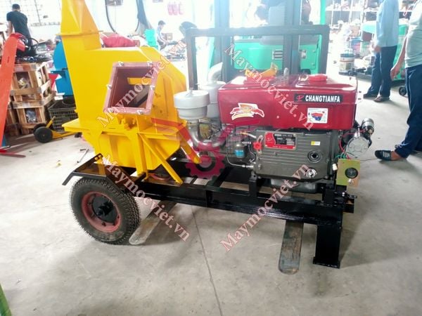 Máy băm cành cây di động MBC-D24