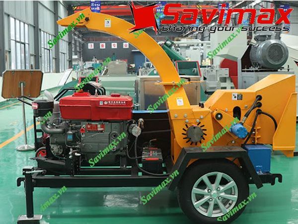 Máy băm gỗ công nghiệp tự hút Kawasaki D32