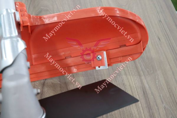 Máy cắt cỏ đeo vai Mitsukaisho 143